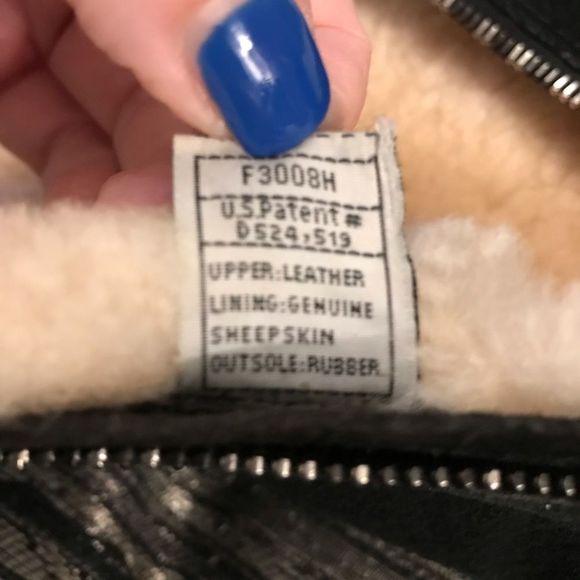 Black UGG boots - Picture 8 of 16